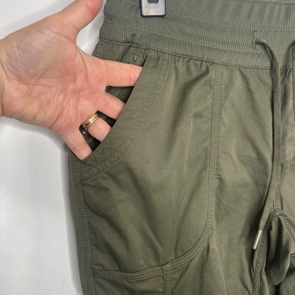 The North Face Capris - Picture 3 of 8
